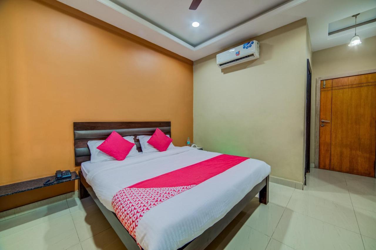 Hotel Celestee Grand Hyderabad Exterior photo