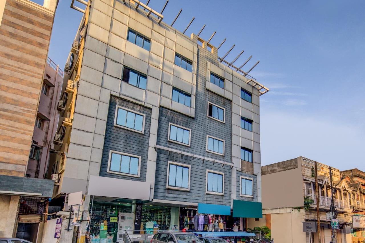 Hotel Celestee Grand Hyderabad Exterior photo